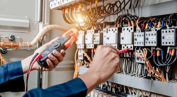 Best Circuit Breaker Repair  in Davenport, FL